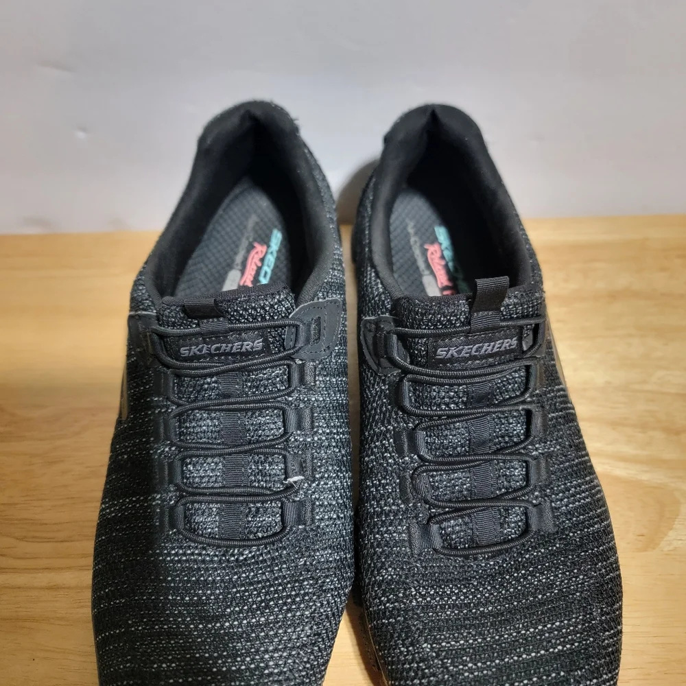 Skechers Women's Black Knit Slip-On Sneaker